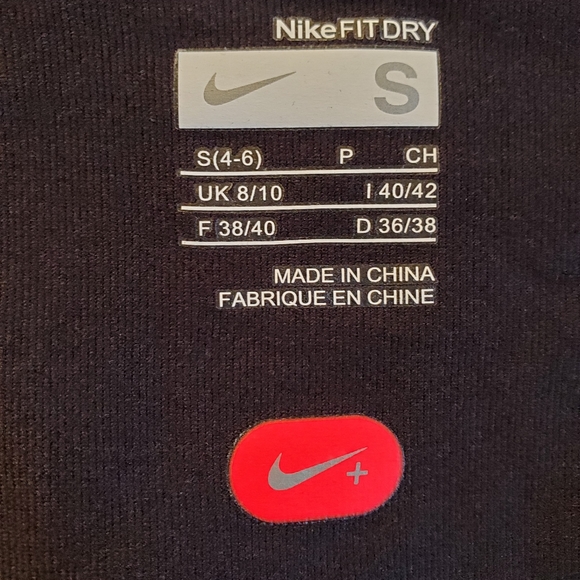 Nike Black 1/2 Zip Running Shirt - Picture 4 of 6